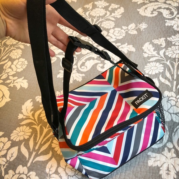 SOLD***Pack It- Colorful Ice Pack Lunch Bag - Picture 3 of 6